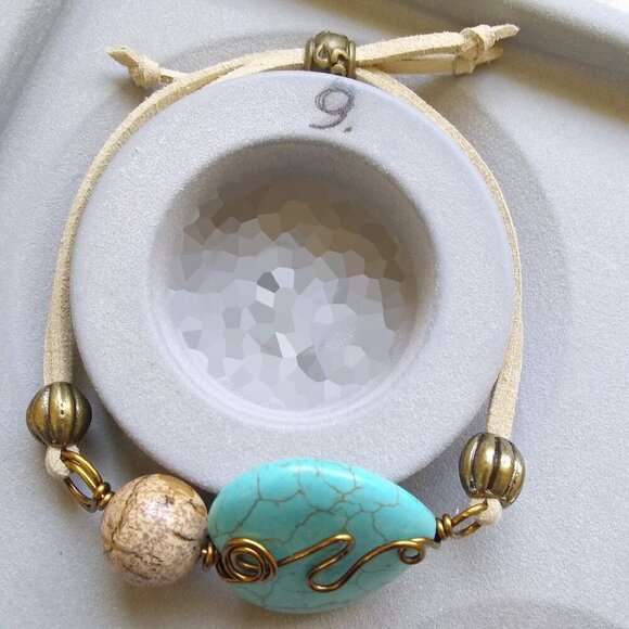 Large Wire Wrapped Heart + Suede Bracelet - Fully Adjustable Fits Most Wrists - Picture 7 of 10